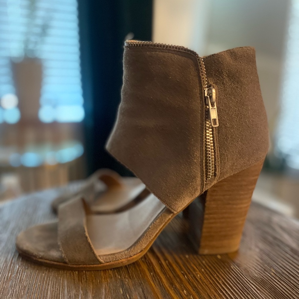 Dolce Vita Bootie Sandal sz 8